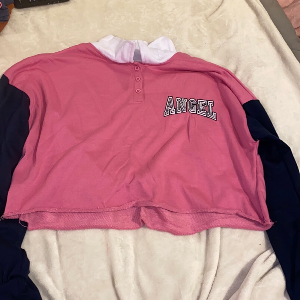 Large pullover